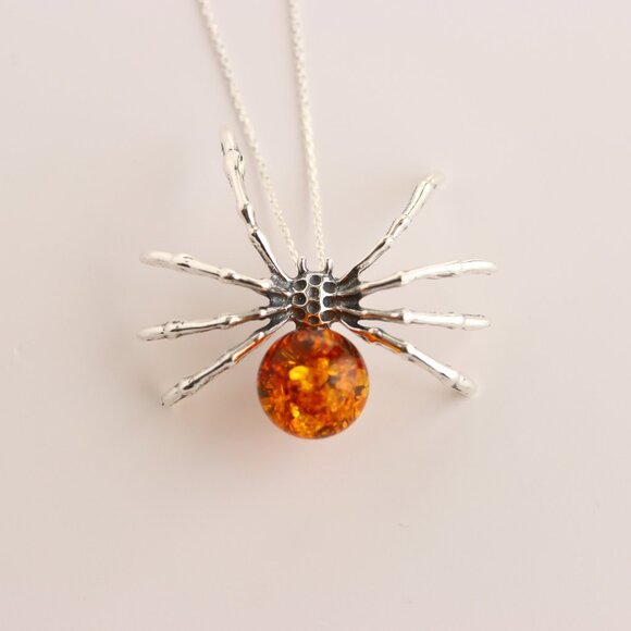 Baltic Amber Spider Necklace in 925 Sterling Silver - Picture 2 of 7